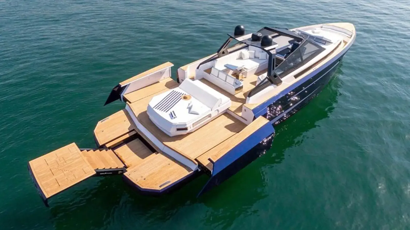 Absolem — photo 3 location yacht Saint-Tropez