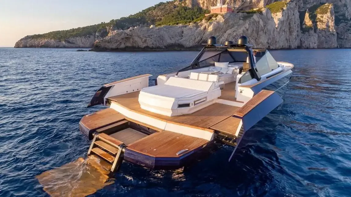 Absolem — location yacht Saint-Tropez