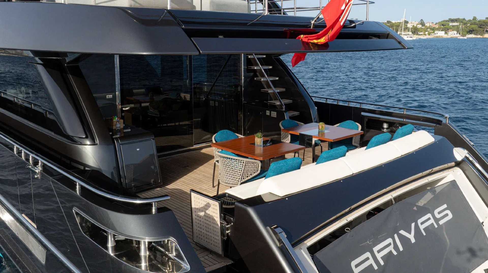 Ariyas — photo 6 location yacht Saint-Tropez