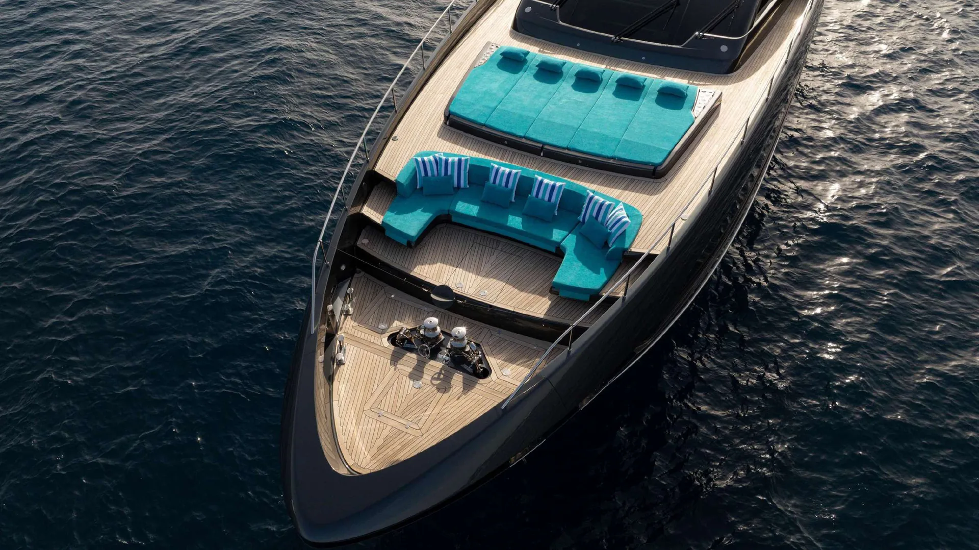 Ariyas — photo 9 location yacht Saint-Tropez