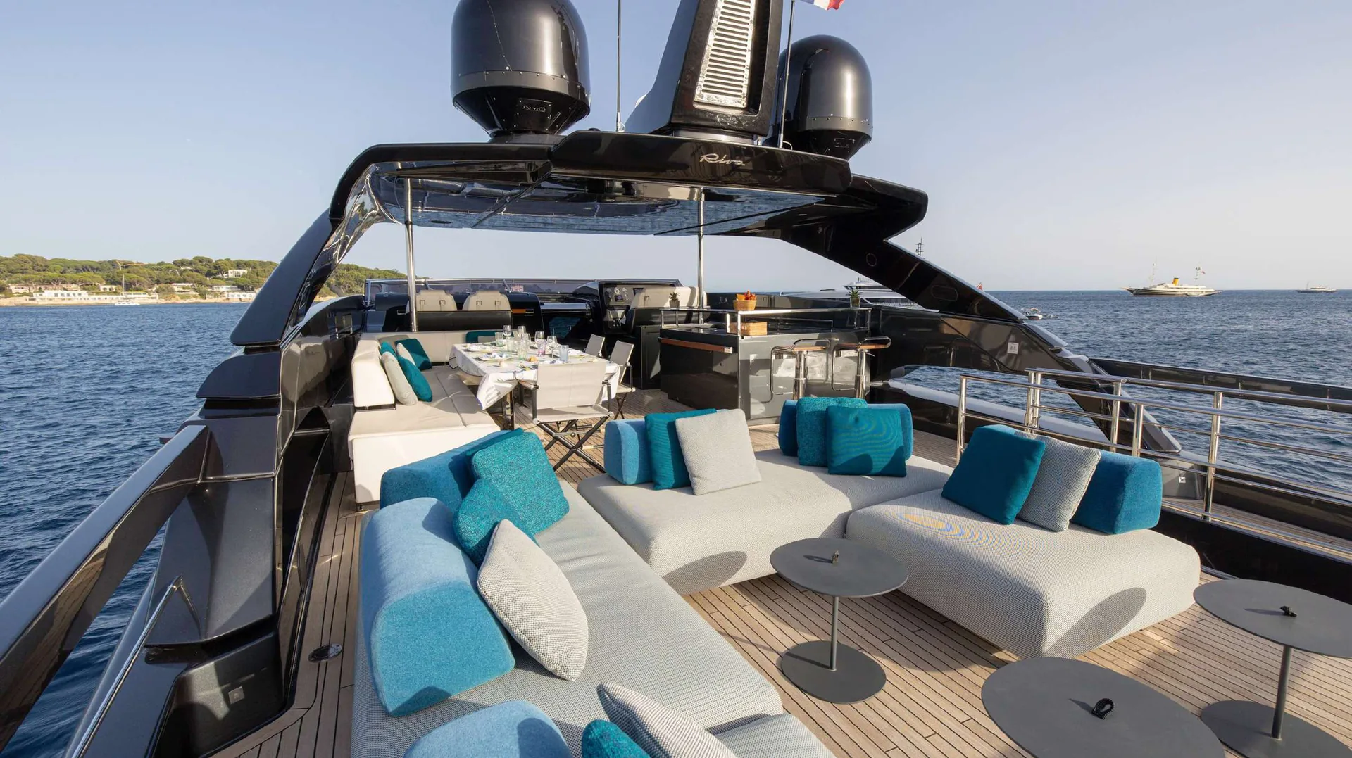Ariyas — photo 13 location yacht Saint-Tropez