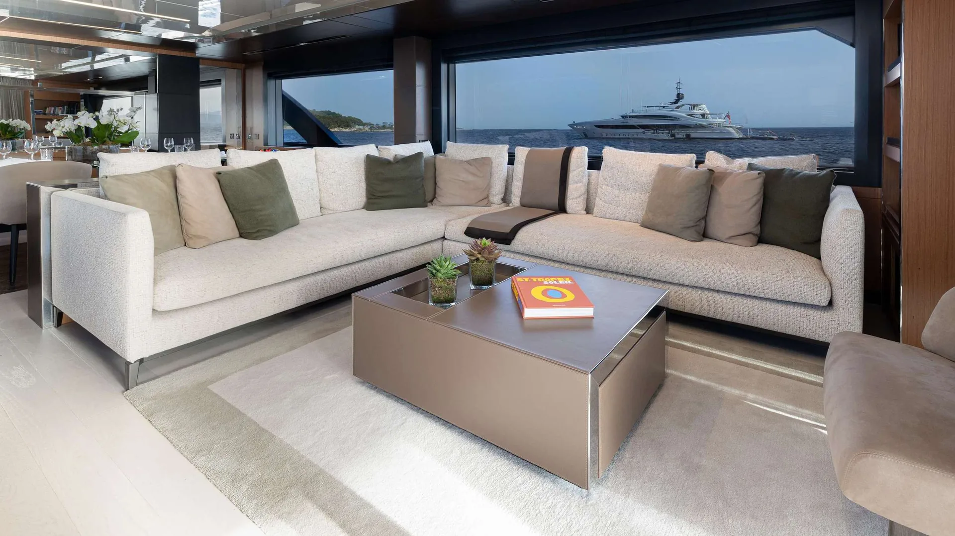 Ariyas — photo 14 location yacht Saint-Tropez