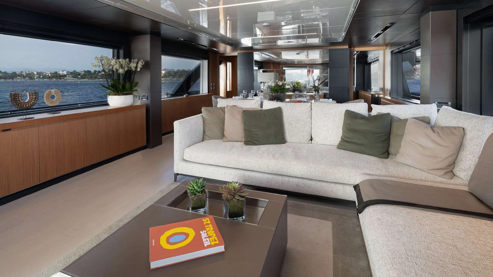 Ariyas — photo 15 location yacht Saint-Tropez