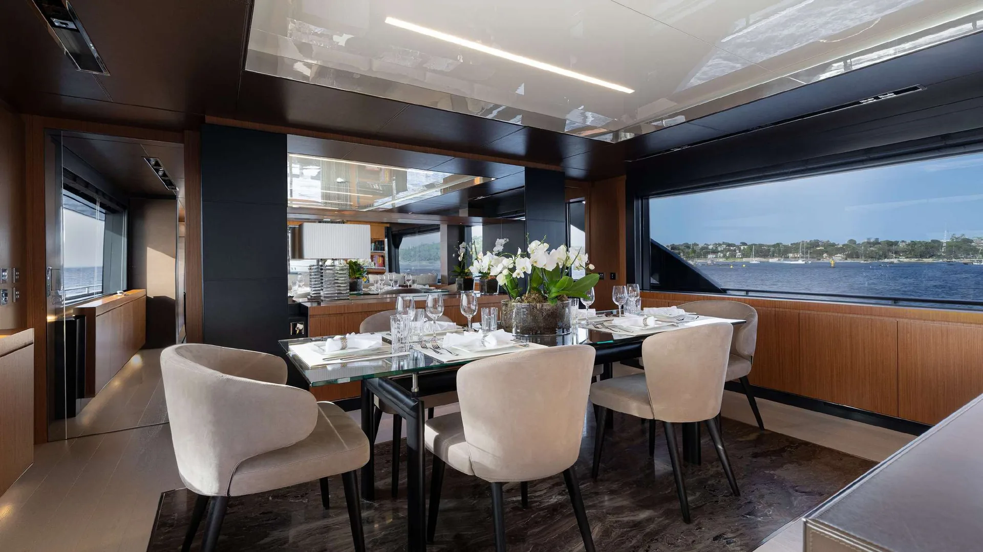Ariyas — photo 17 location yacht Saint-Tropez