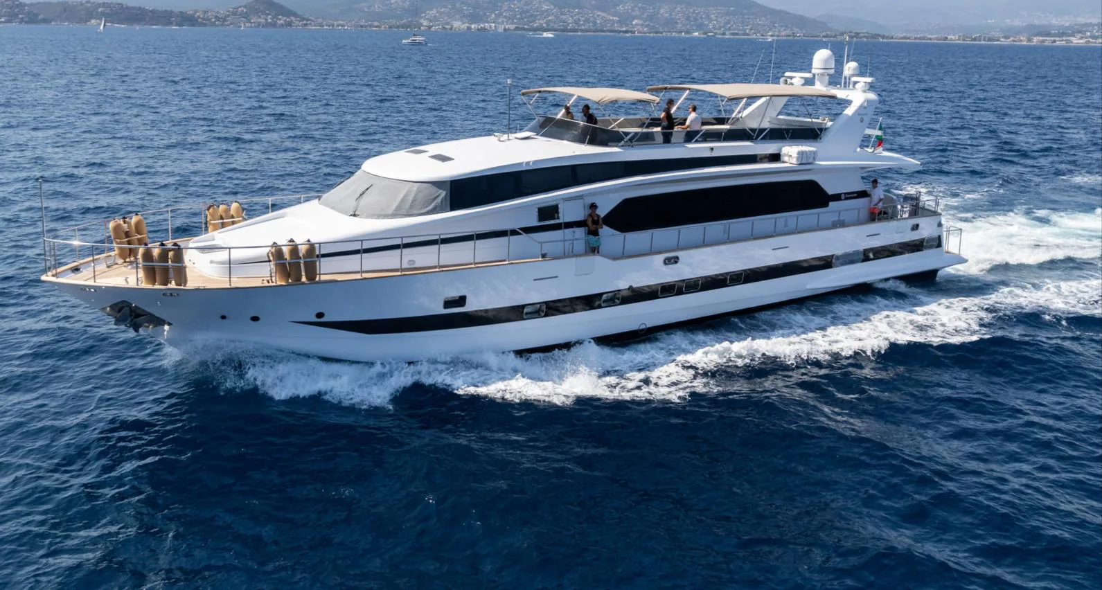 Faith — photo 4 location yacht Saint-Tropez
