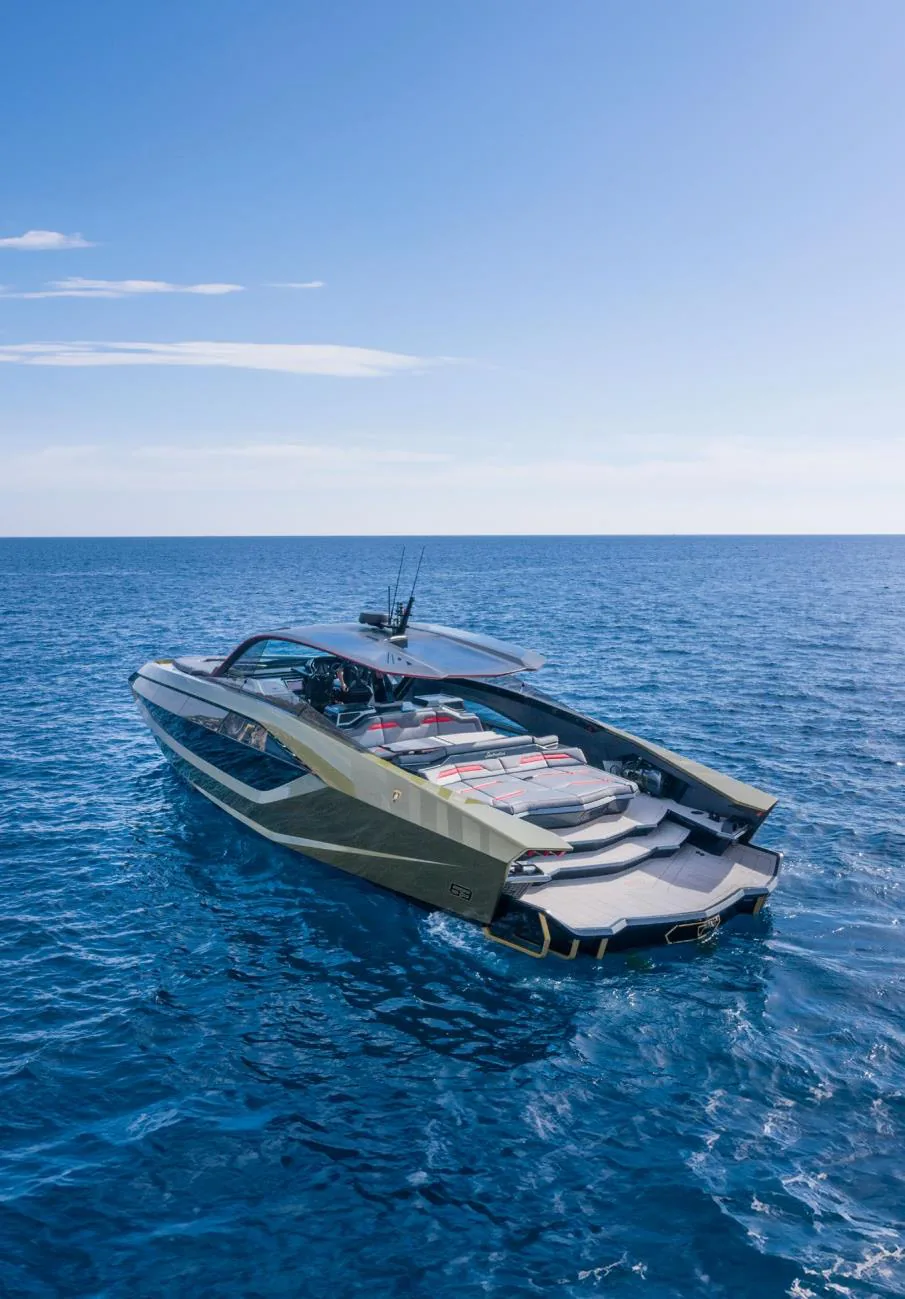 Fast One — photo 4 location yacht Saint-Tropez