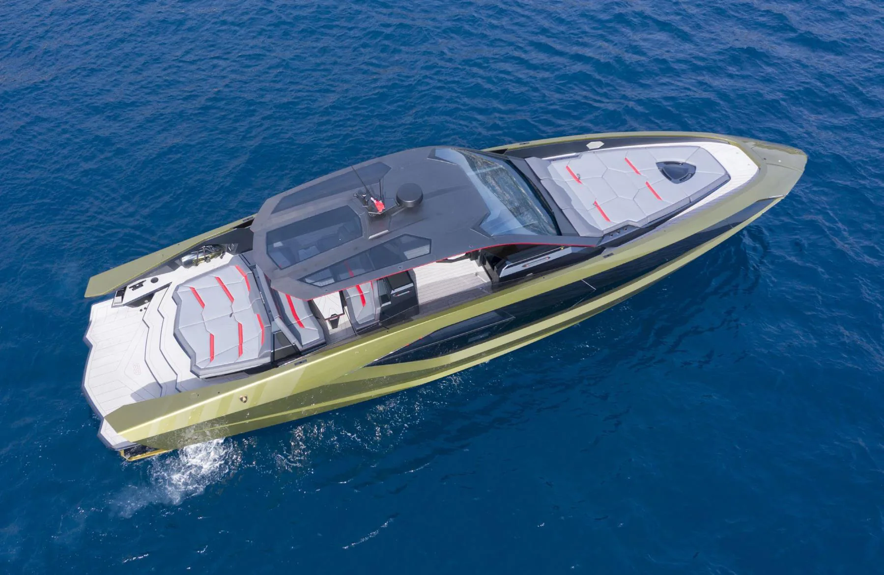 Fast One — photo 15 location yacht Saint-Tropez