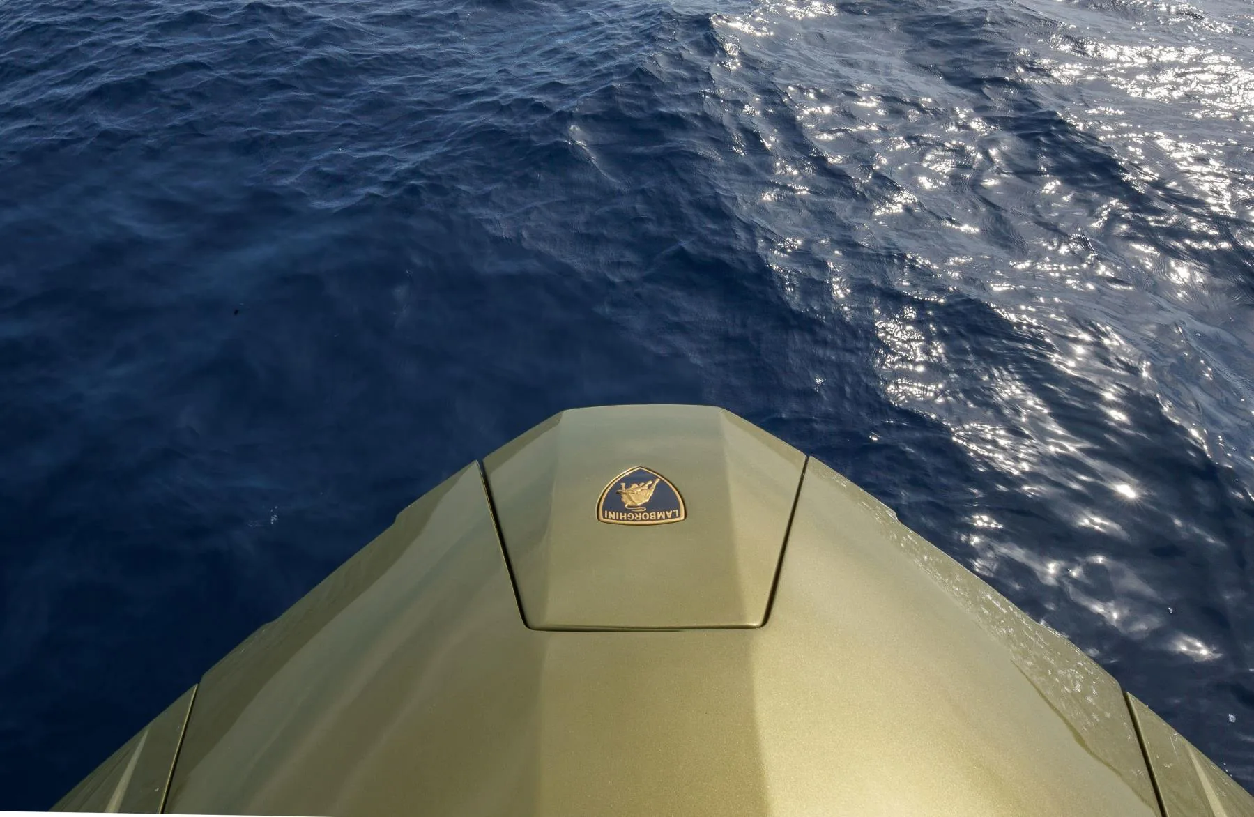 Fast One — photo 16 location yacht Saint-Tropez