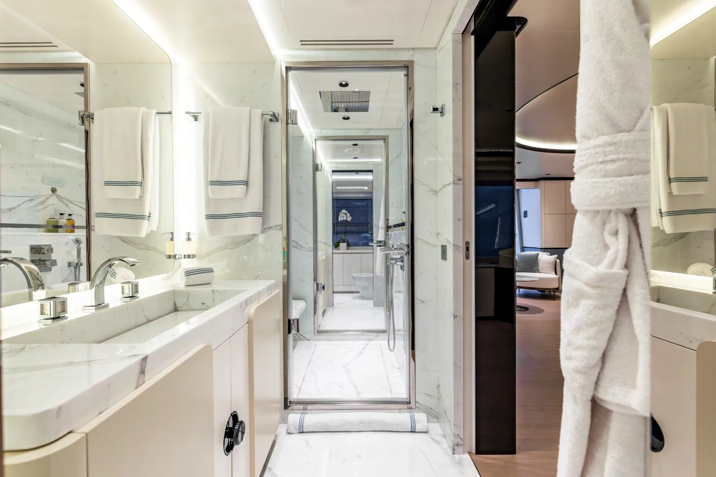 Felicita - photo 17 yacht charter Saint-Tropez