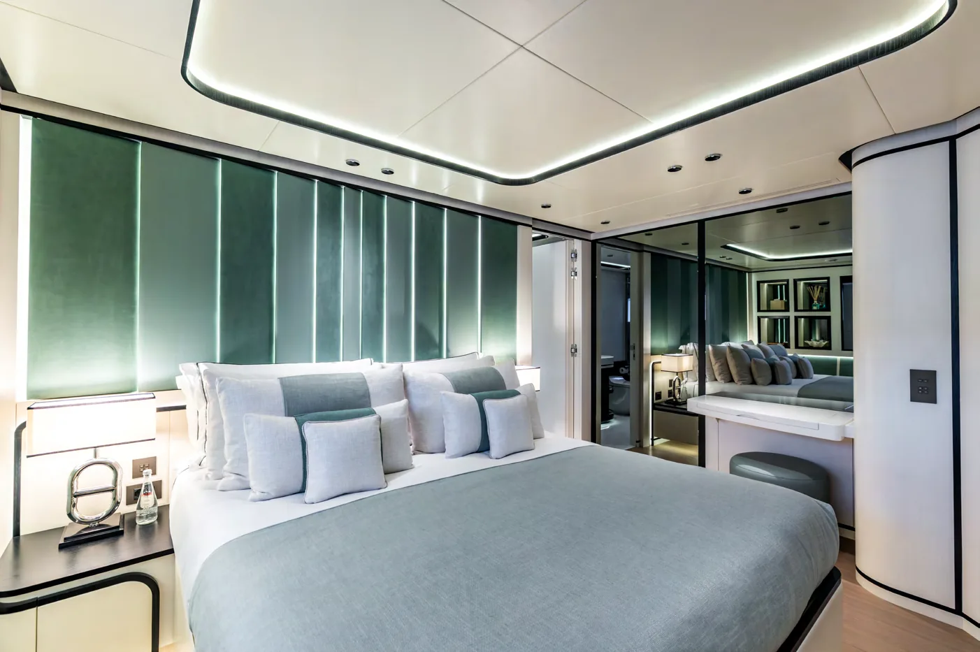 Felicita - photo 19 yacht charter Saint-Tropez