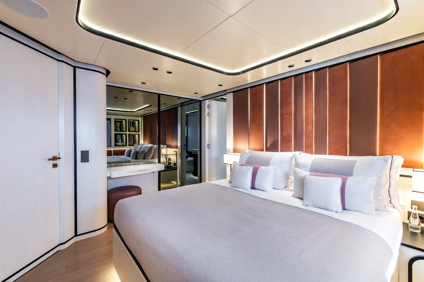 Felicita - photo 21 yacht charter Saint-Tropez