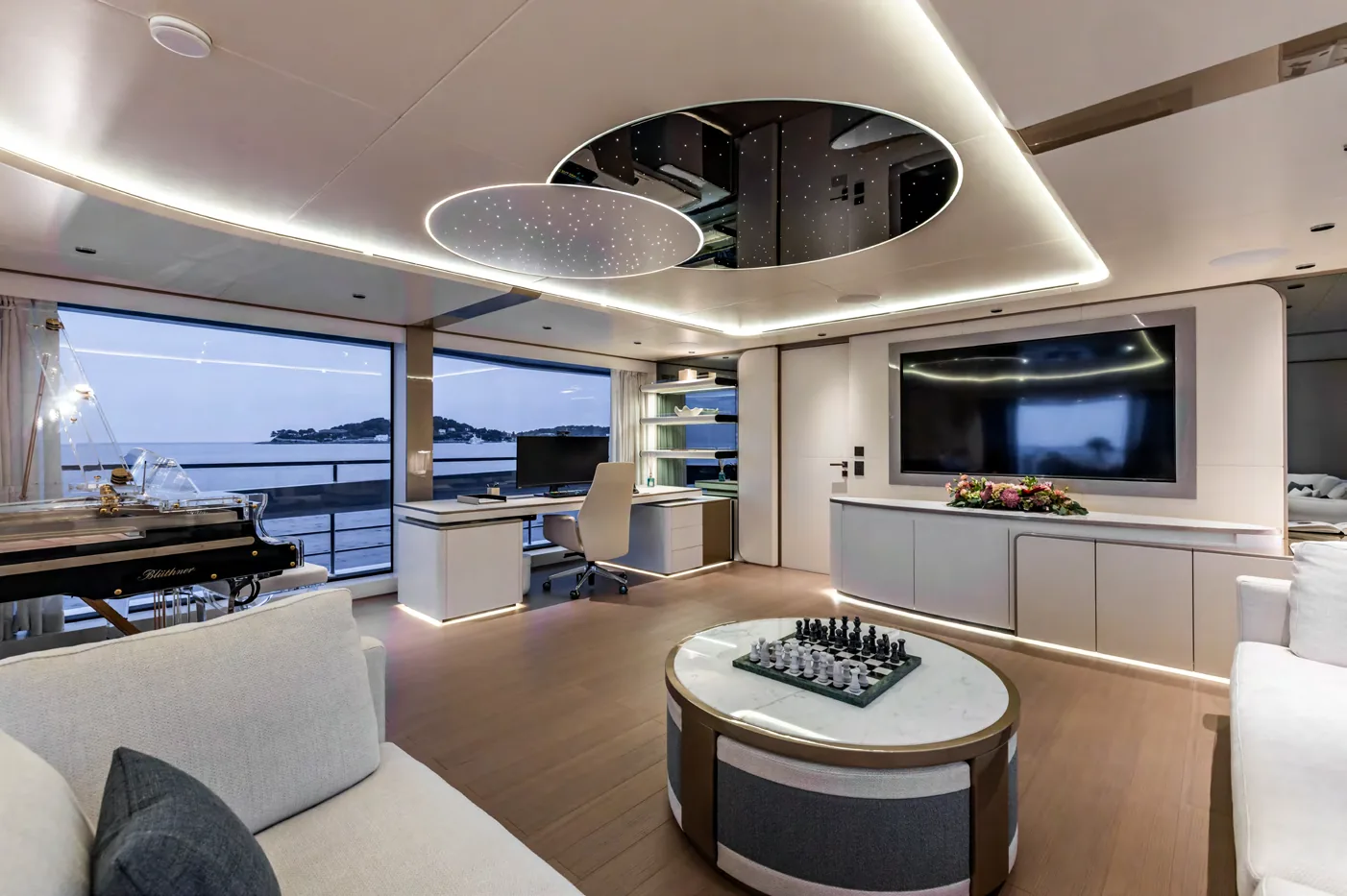 Felicita - photo 29 yacht charter Saint-Tropez