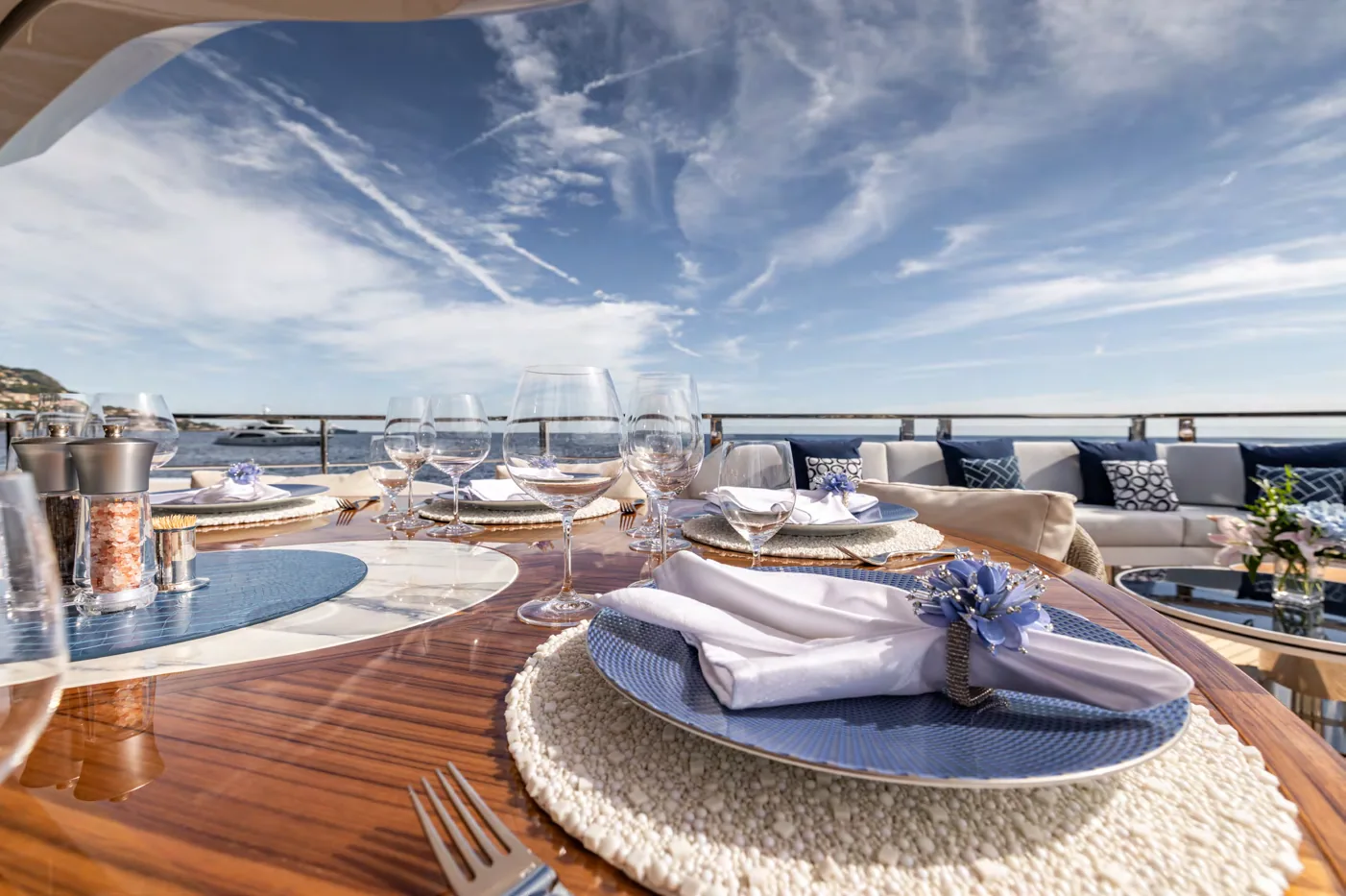 Felicita - photo 33 yacht charter Saint-Tropez