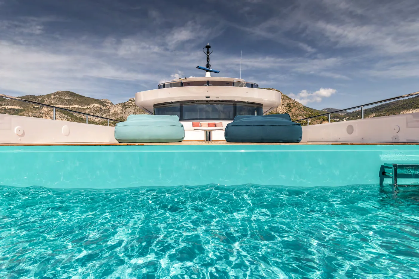 Felicita - photo 38 yacht charter Saint-Tropez