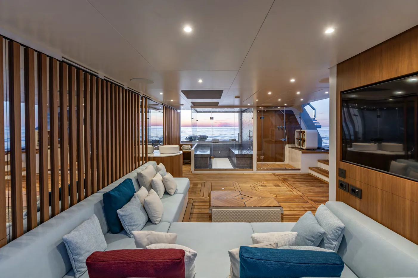 Felicita - photo 47 yacht charter Saint-Tropez