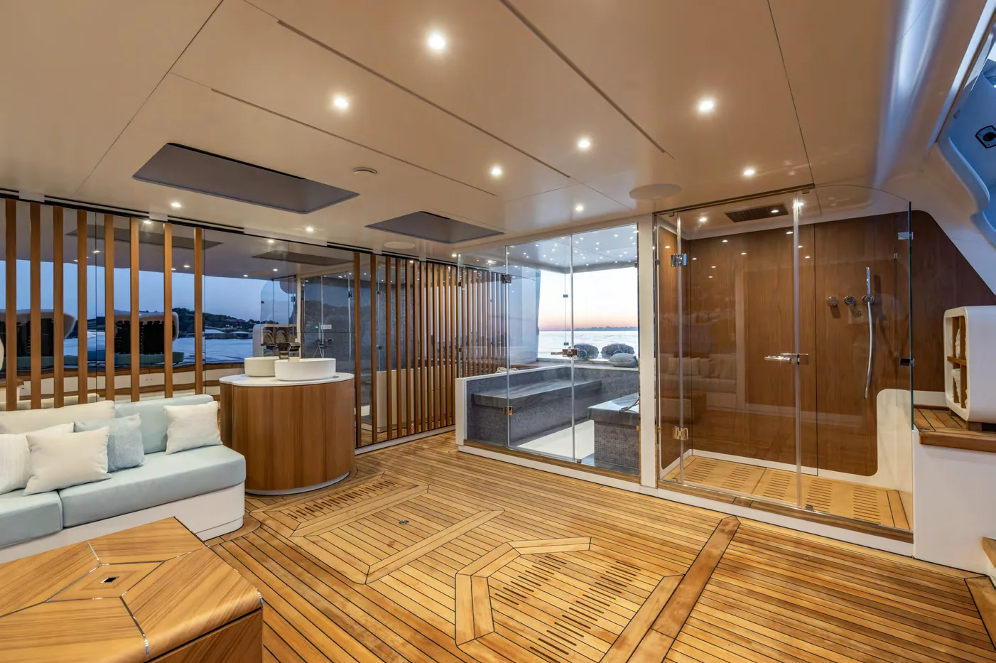 Felicita - photo 48 yacht charter Saint-Tropez