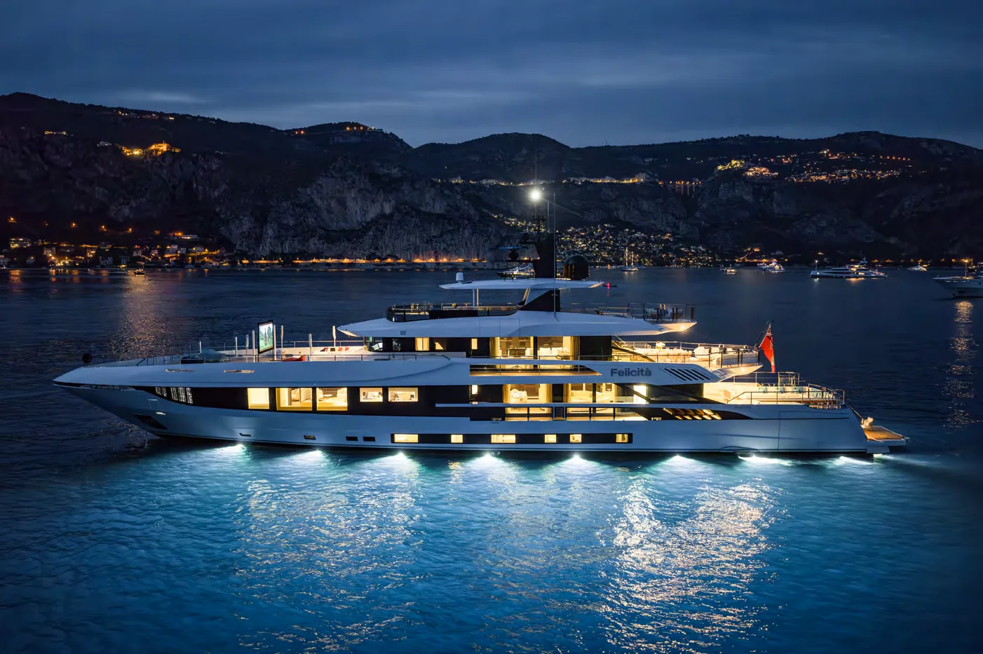 Felicita - photo 54 yacht charter Saint-Tropez