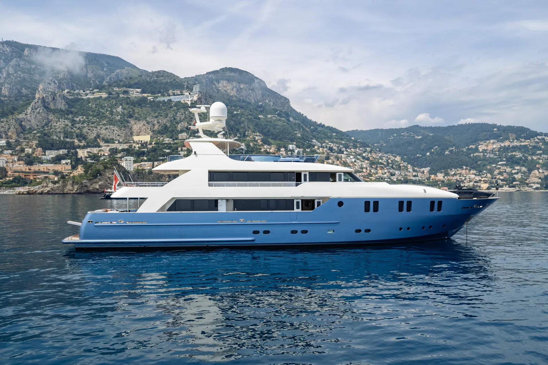 Irama — photo 3 location yacht Saint-Tropez