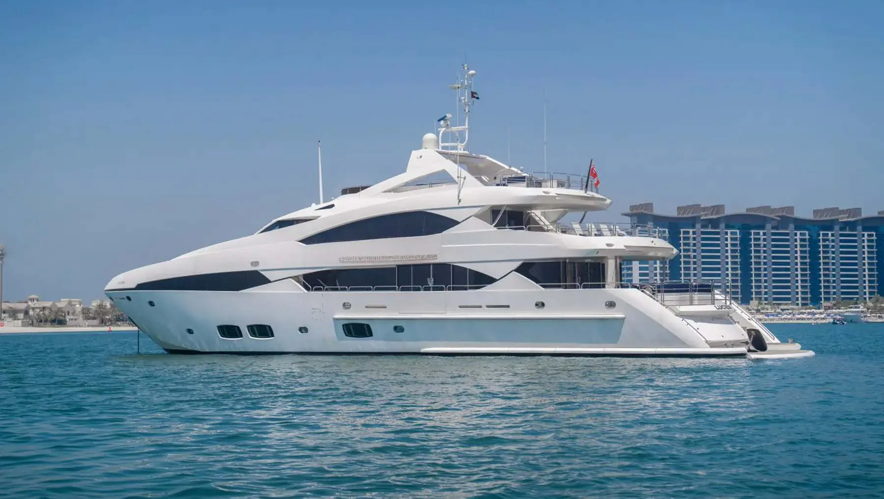 Lucien — photo 6 location yacht Saint-Tropez