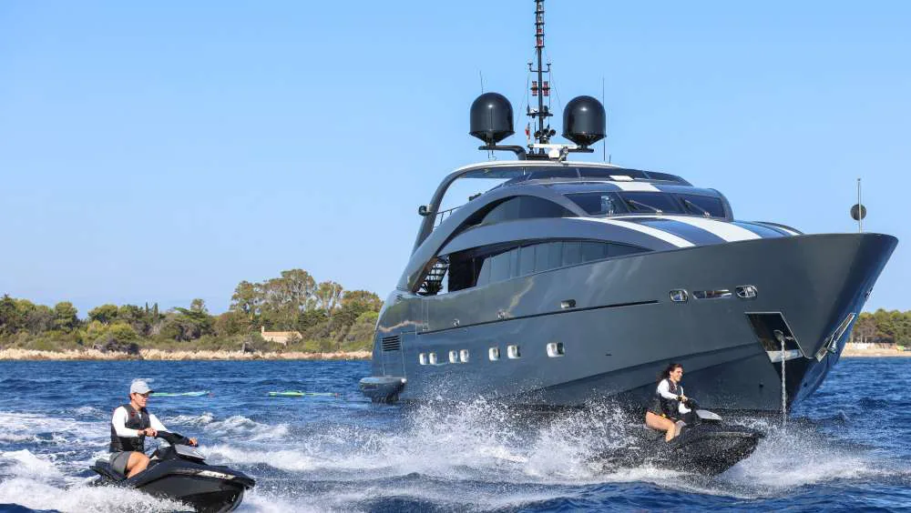 Matsu - photo 31 yacht charter Saint-Tropez