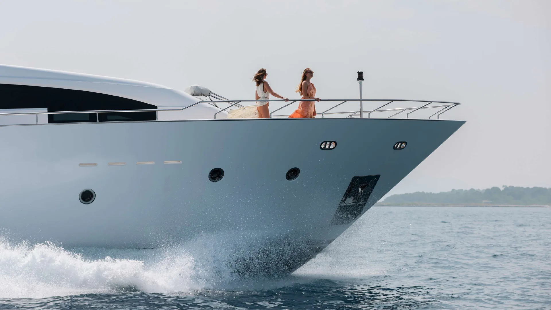 Millesime — photo 9 location yacht Saint-Tropez