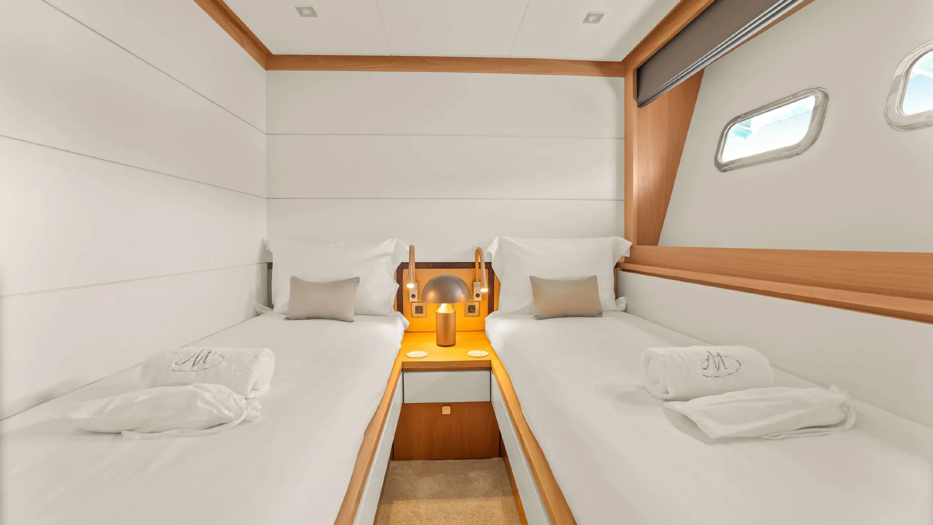 Millesime — photo 24 location yacht Saint-Tropez
