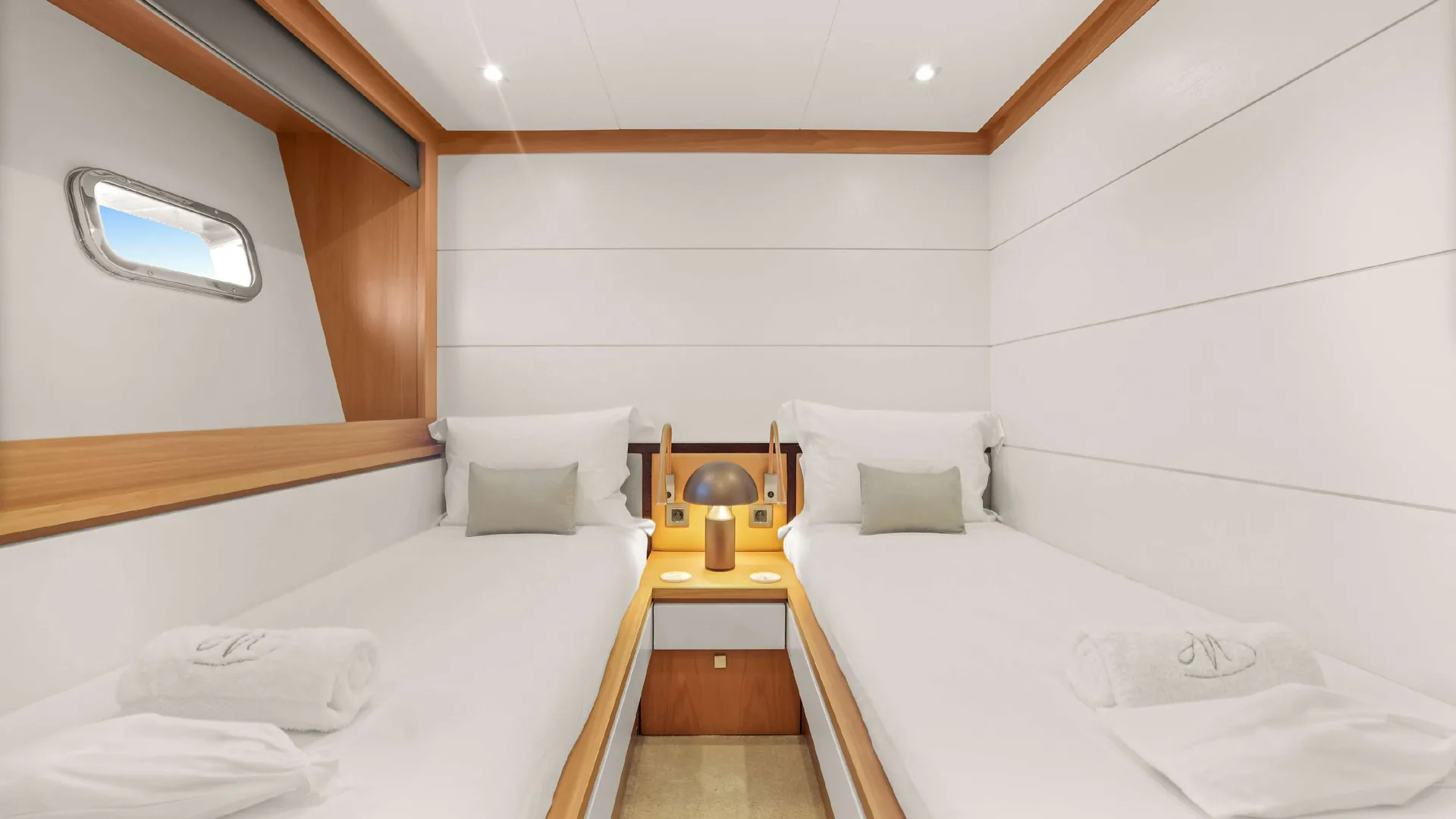 Millesime — photo 25 location yacht Saint-Tropez