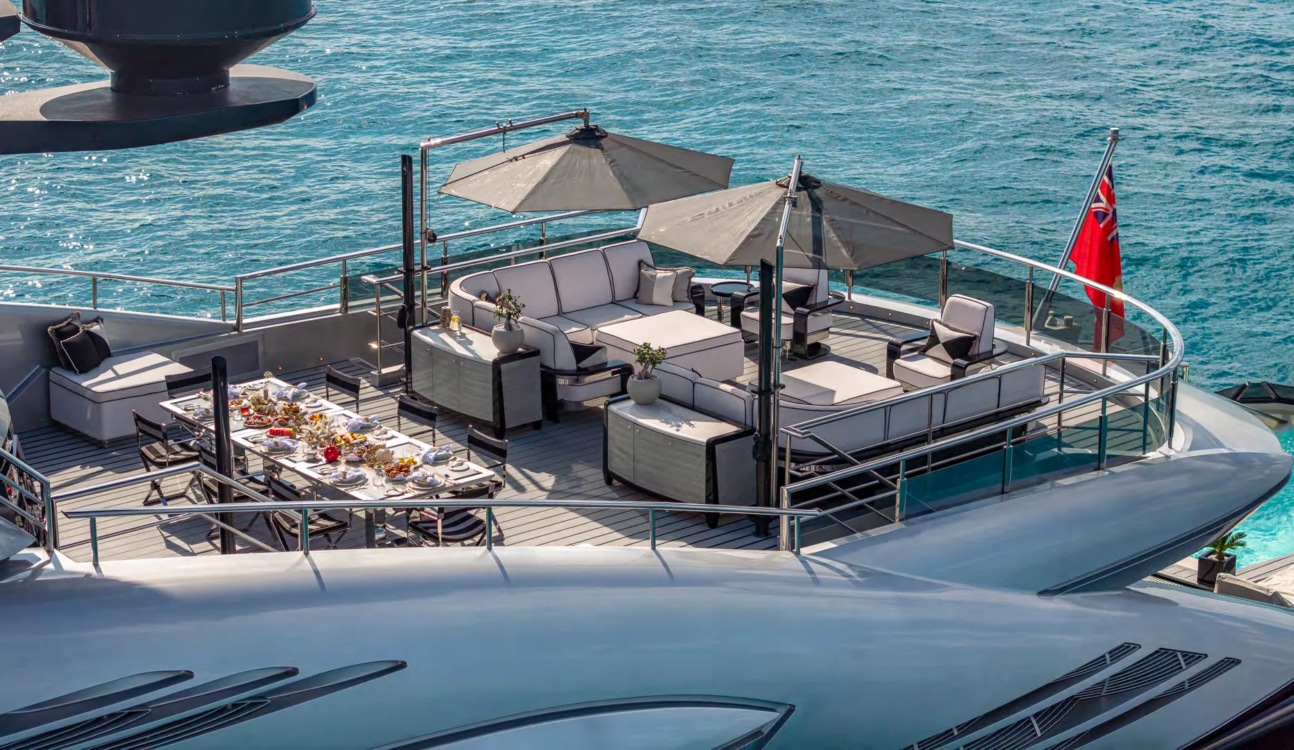 OKTO — photo 34 location yacht Saint-Tropez