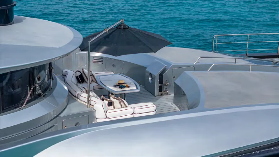 OKTO — photo 39 location yacht Saint-Tropez