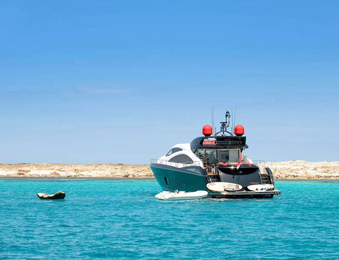 Palumba — photo 14 location yacht Saint-Tropez