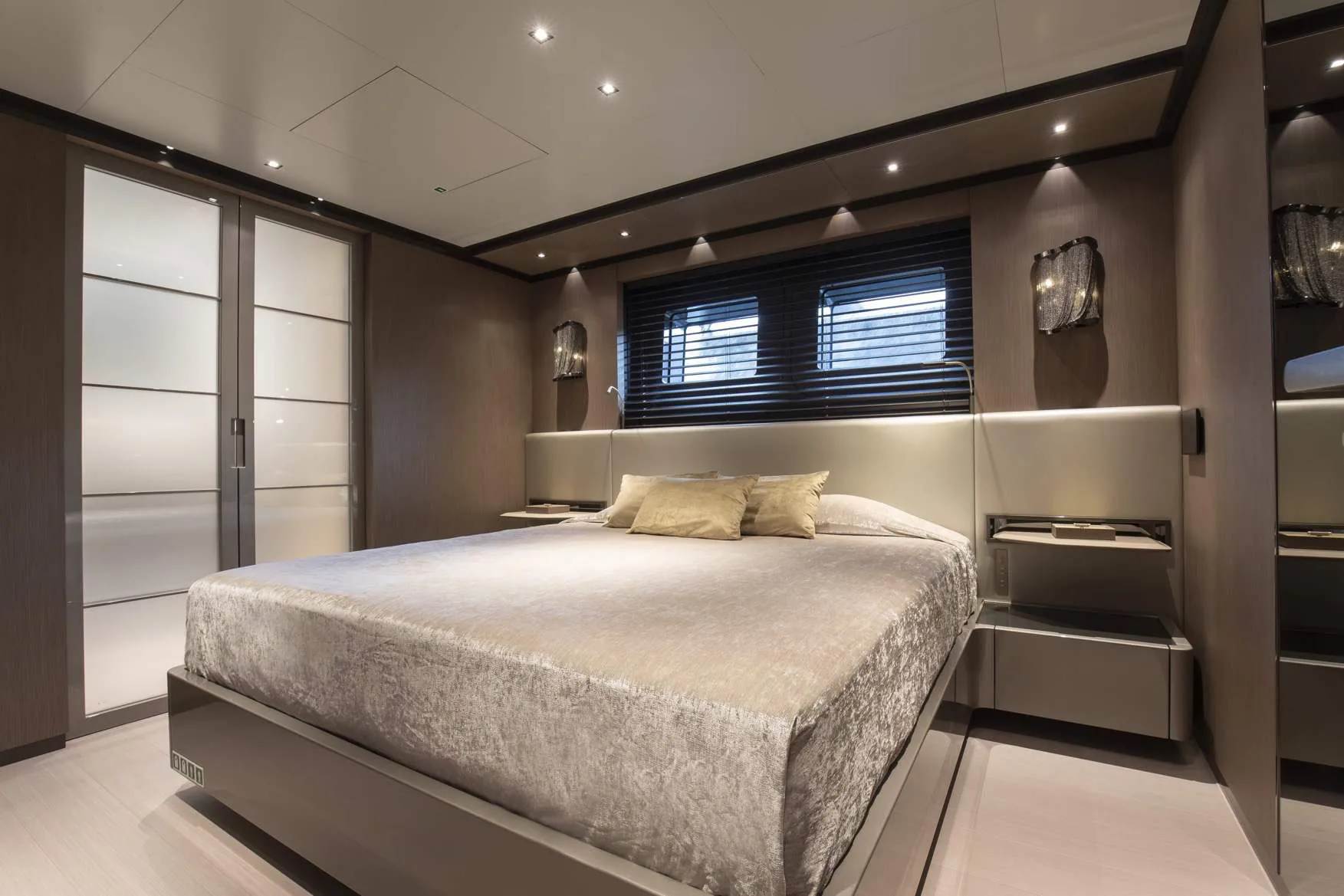 Panam — photo 9 location yacht Saint-Tropez