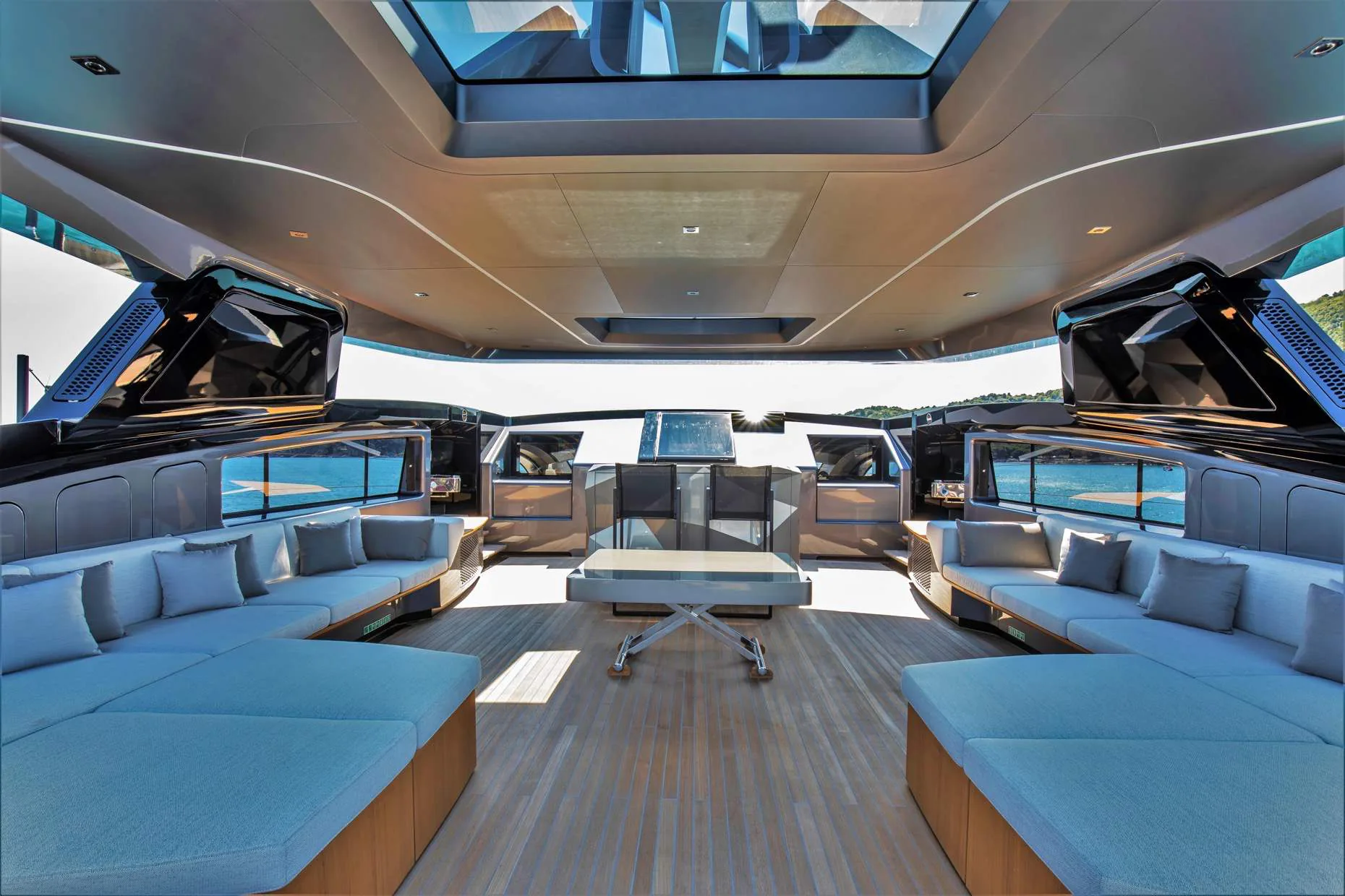 Panam — photo 13 location yacht Saint-Tropez