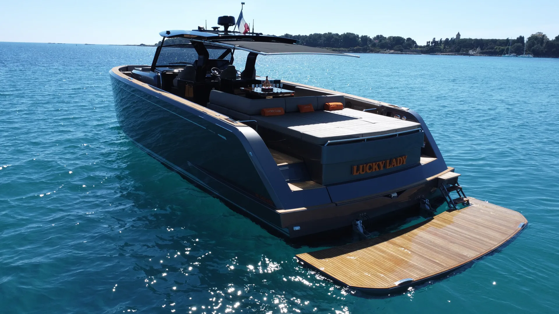 Pardo 50 - photo 6 yacht charter Saint-Tropez