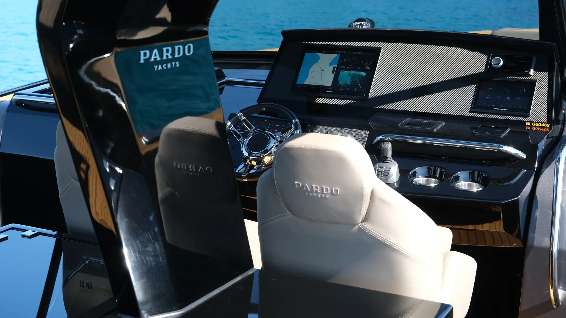 Pardo 50 - photo 12 yacht charter Saint-Tropez