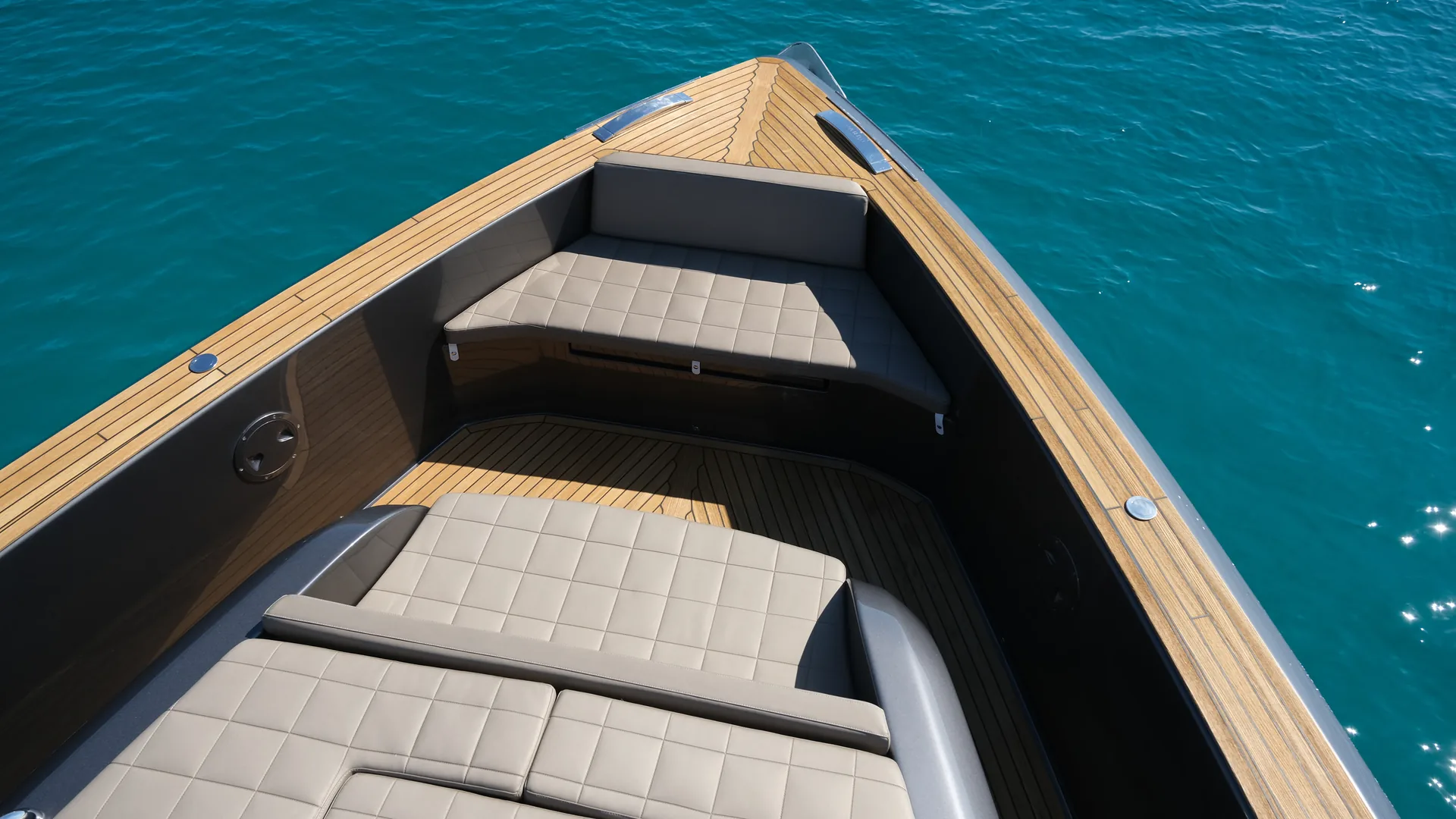 Pardo 50 - photo 14 yacht charter Saint-Tropez