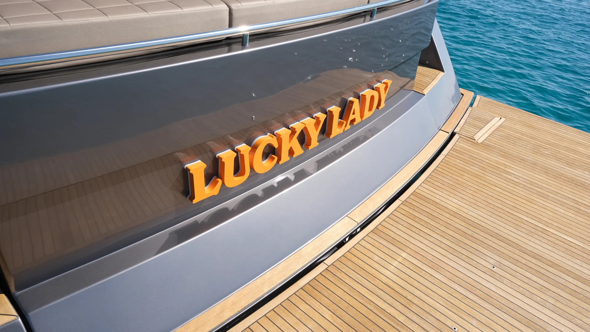 Pardo 50 - photo 15 yacht charter Saint-Tropez