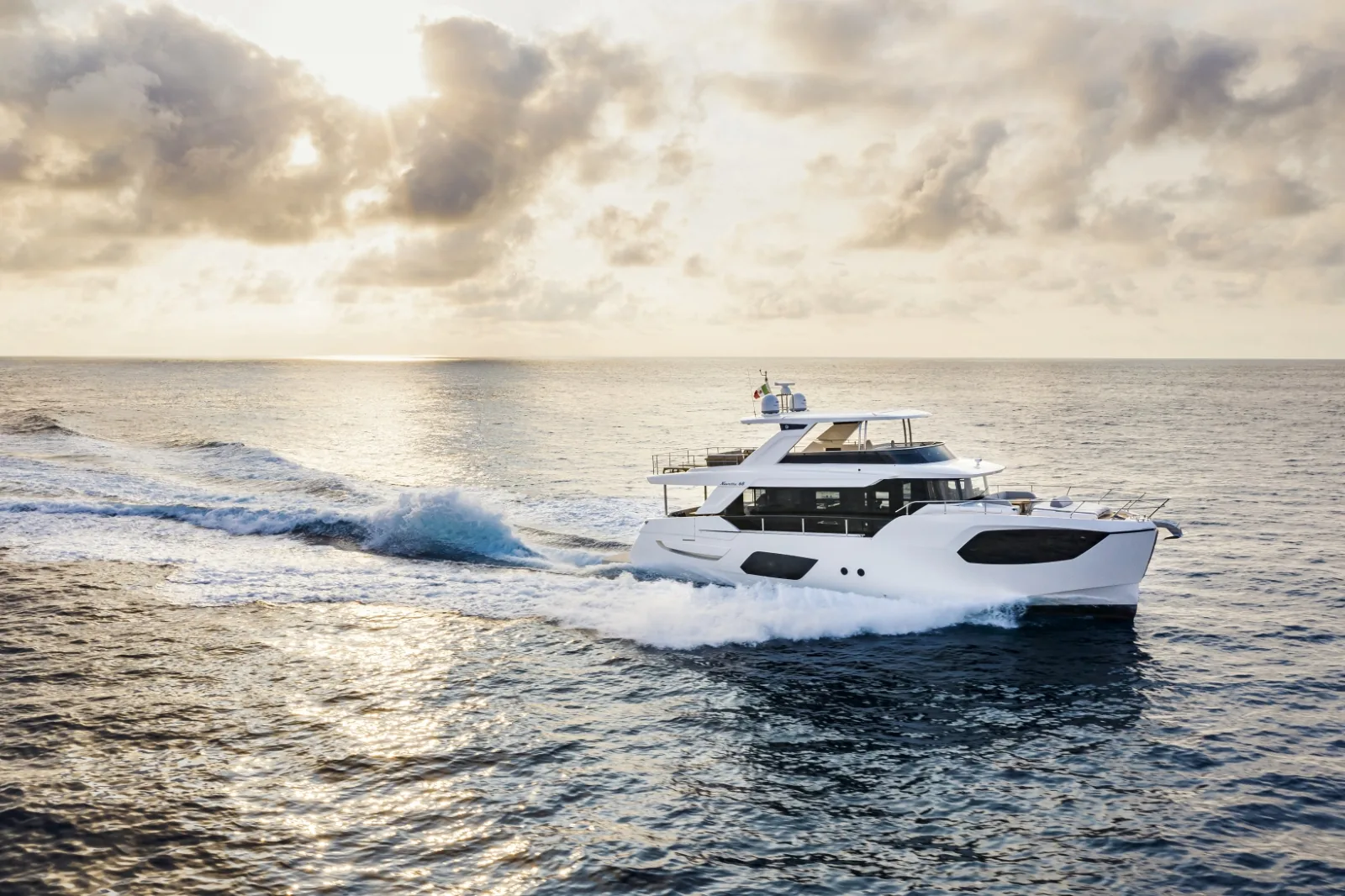 A4A - photo 3 location yacht Saint-Tropez