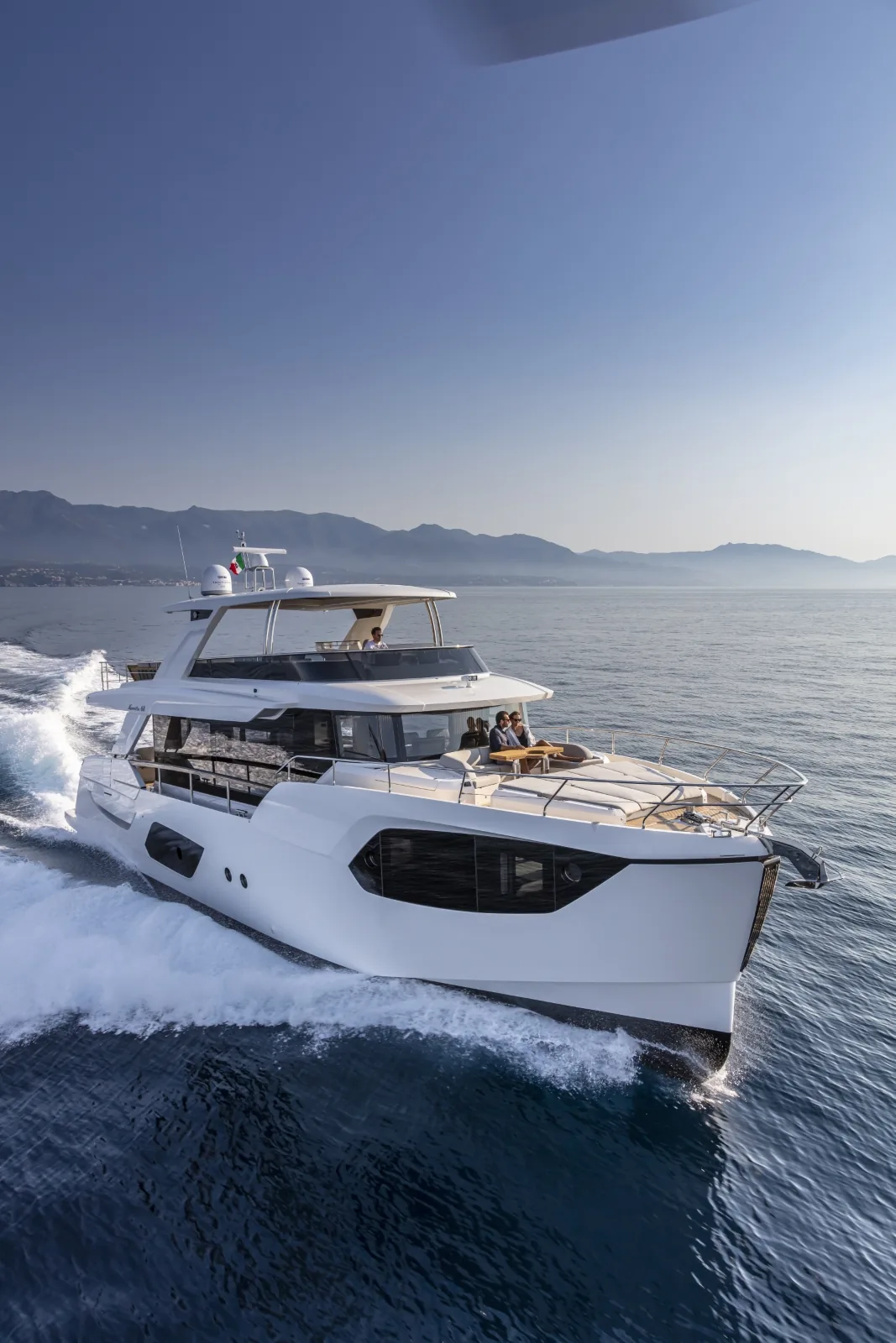 A4A - photo 9 location yacht Saint-Tropez
