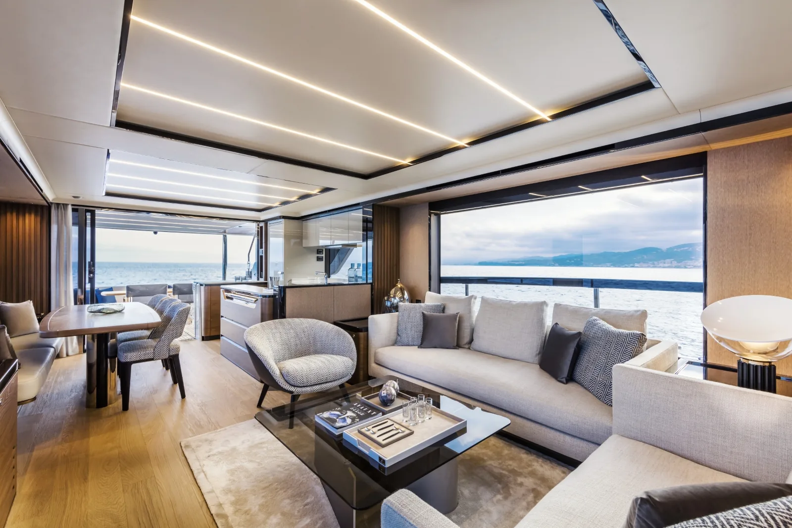 A4A - photo 23 location yacht Saint-Tropez