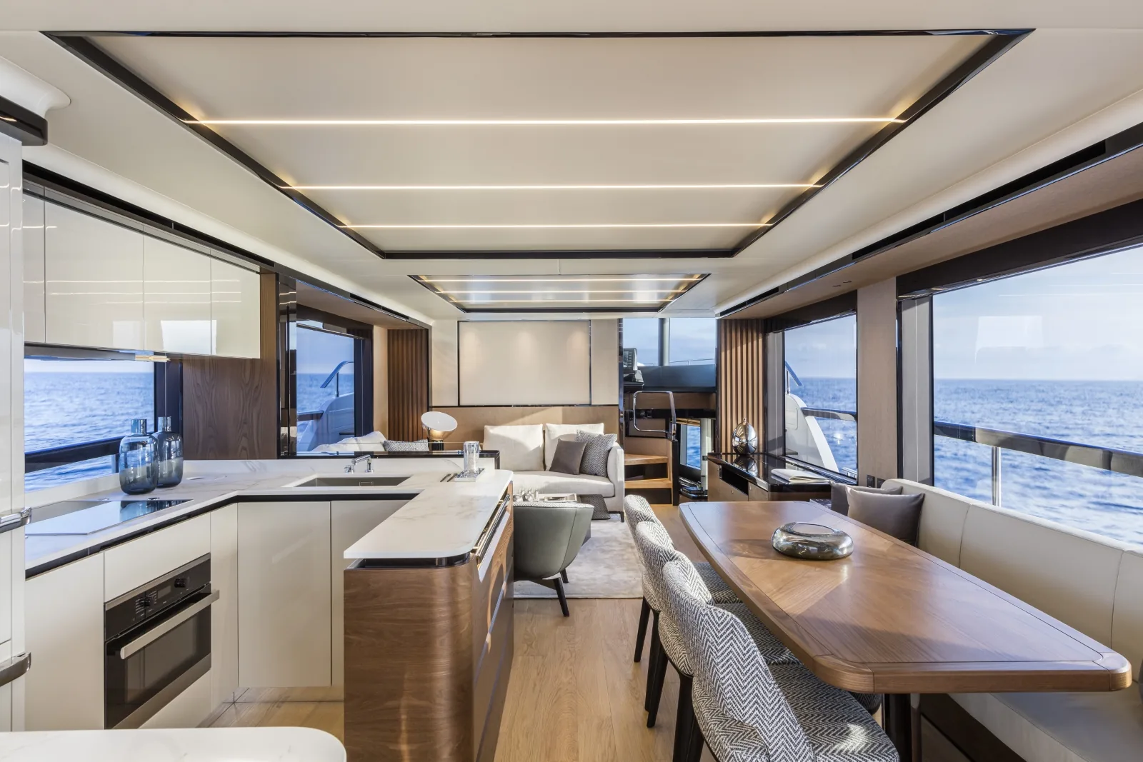 A4A - photo 27 location yacht Saint-Tropez