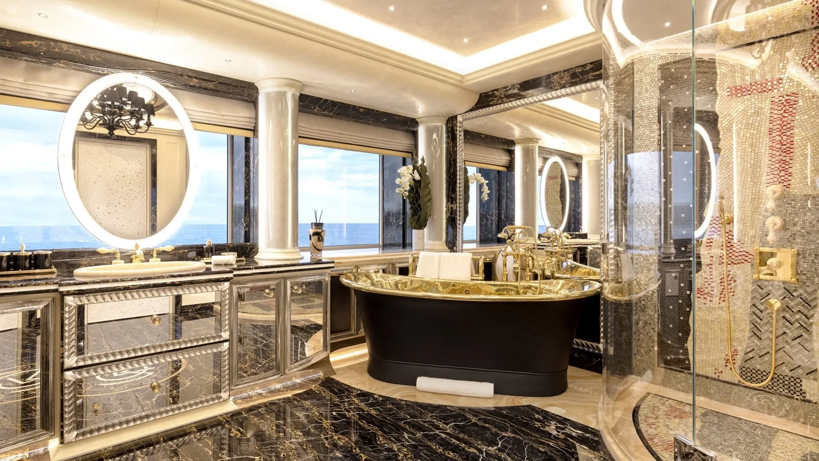 AHPO - photo 19 location yacht Saint-Tropez