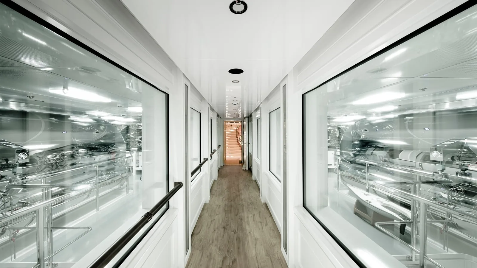 AHPO - photo 27 location yacht Saint-Tropez