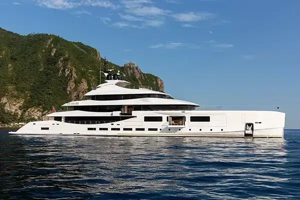 ALFA - location yacht Saint-Tropez