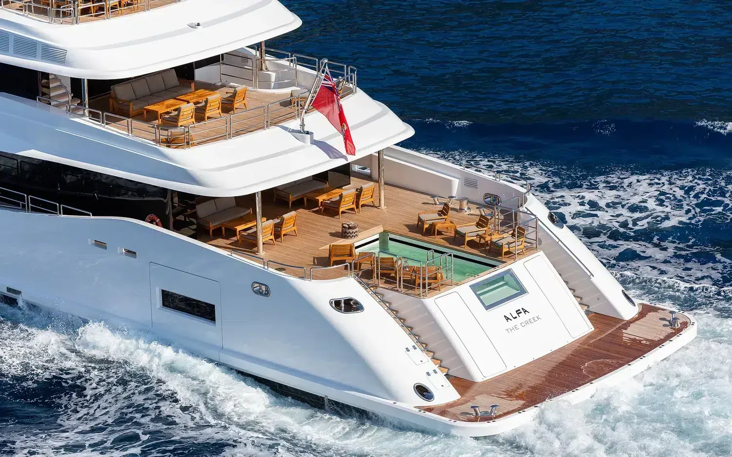 ALFA - photo 5 location yacht Saint-Tropez