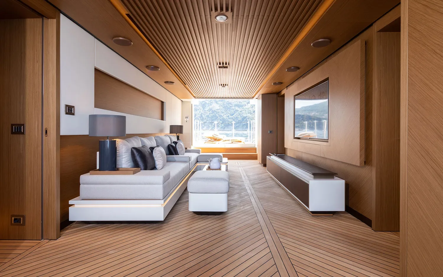 ALFA - photo 12 location yacht Saint-Tropez