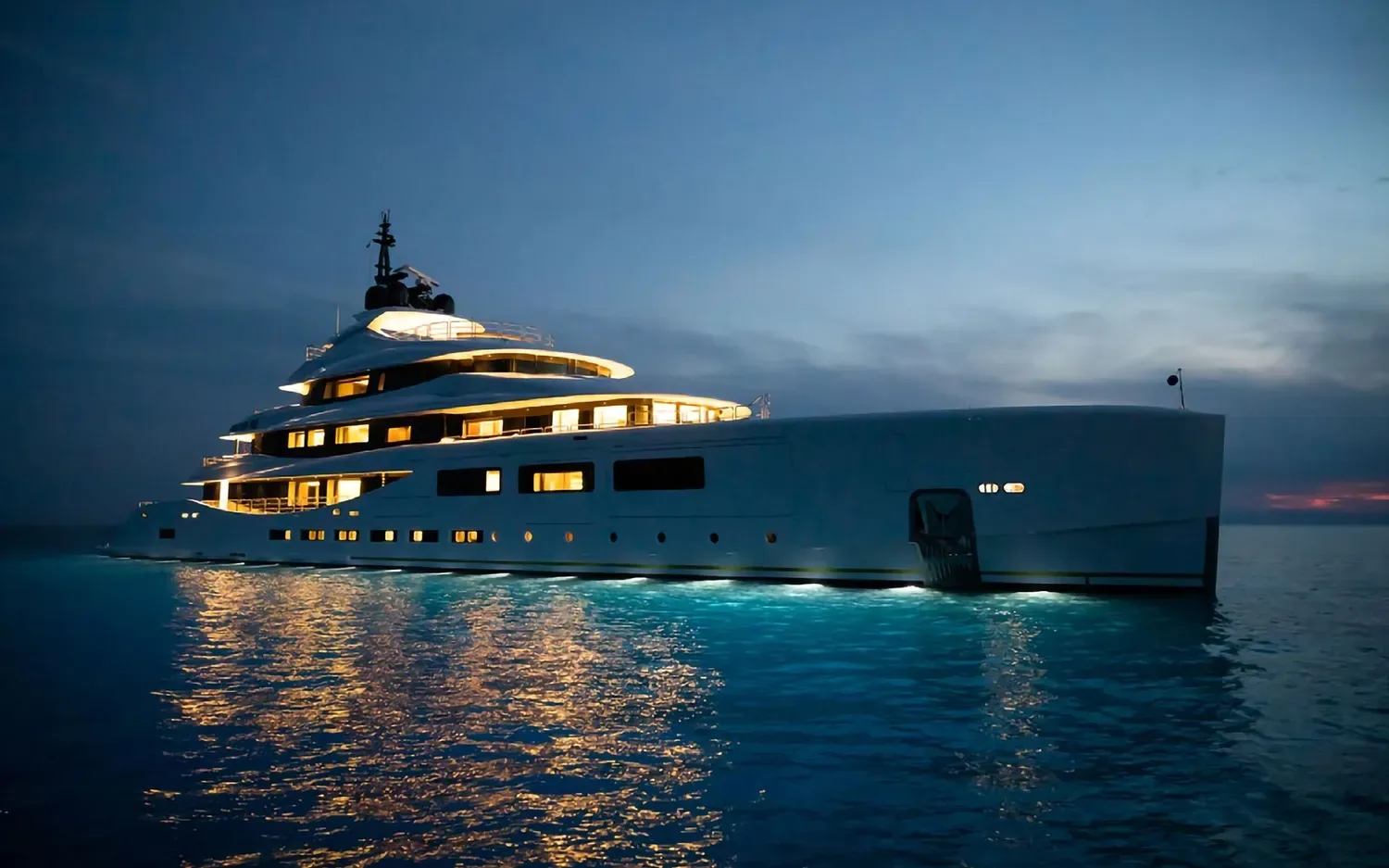 ALFA - photo 35 location yacht Saint-Tropez