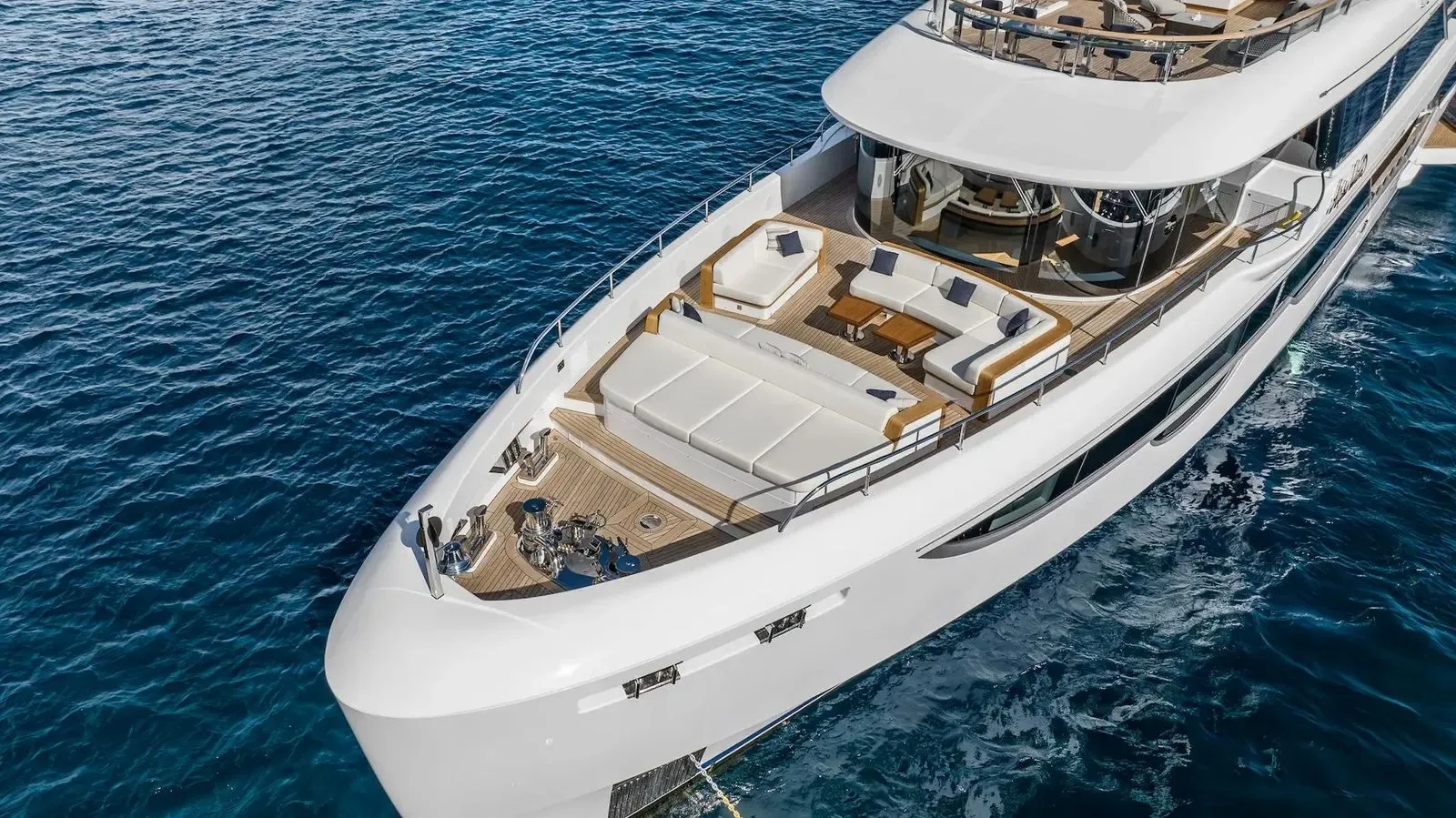 ALPHA WAVES - photo 4 location yacht Saint-Tropez