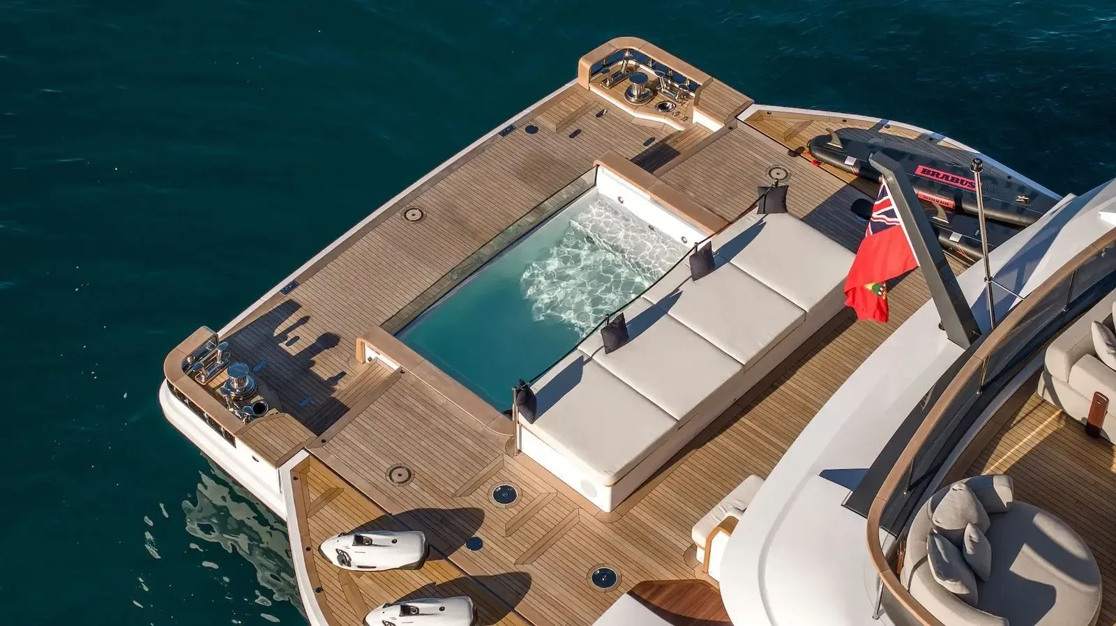 ALPHA WAVES - photo 7 location yacht Saint-Tropez