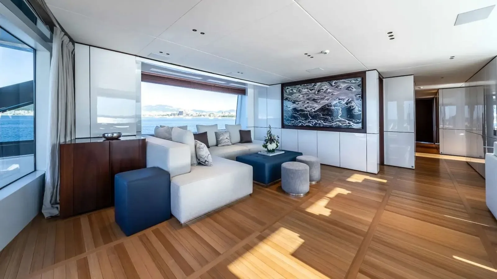 ALPHA WAVES - photo 26 location yacht Saint-Tropez