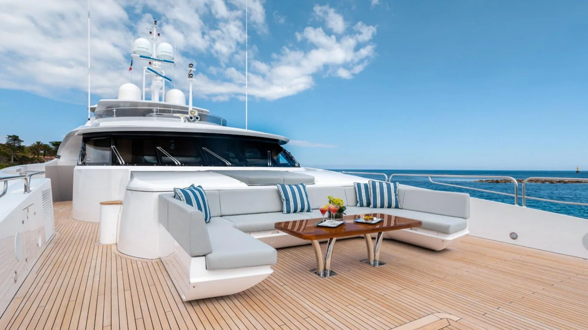 ARADOS - photo 11 location yacht Saint-Tropez